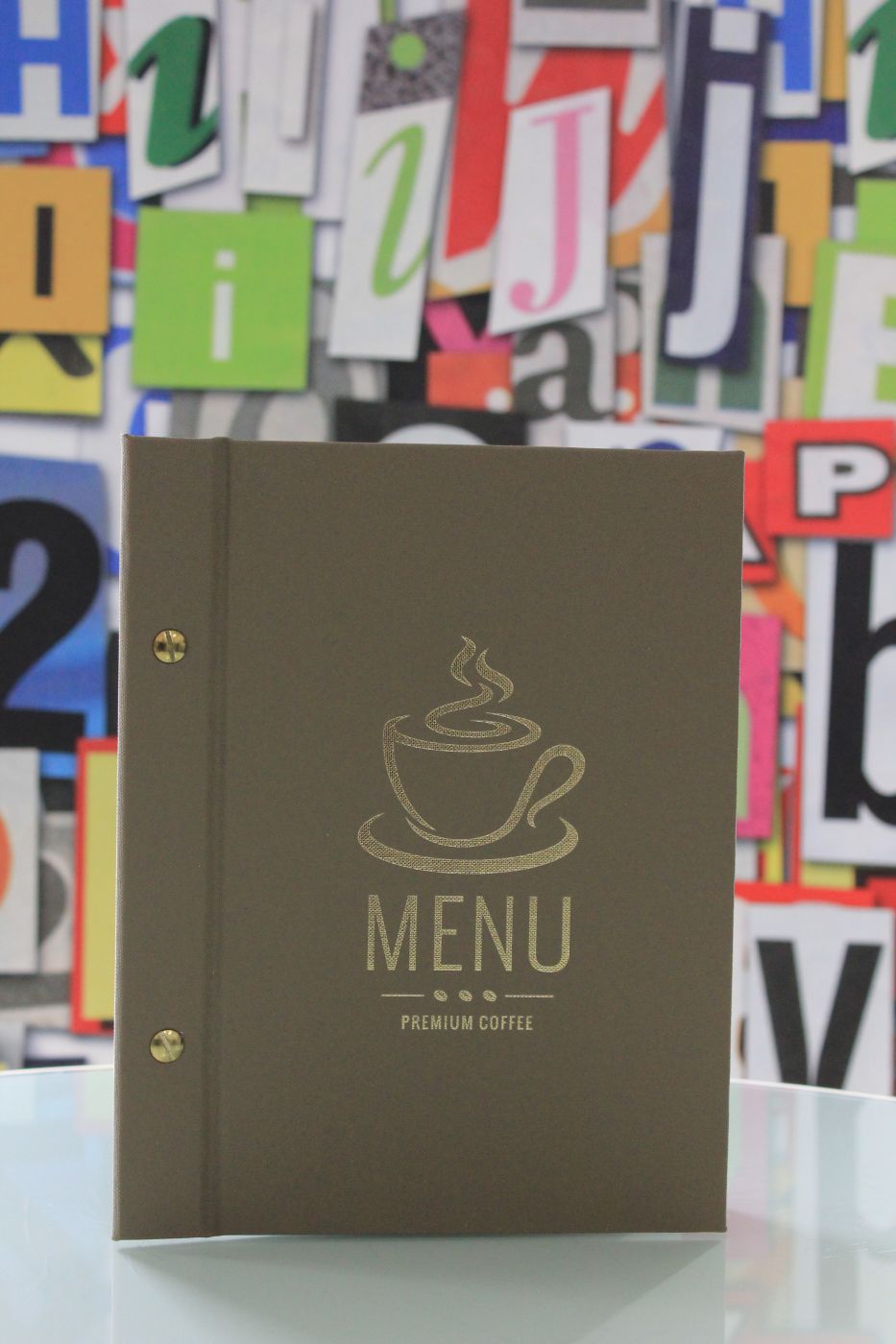 Speisekarte A5 „Menu Coffee“ aus beschichtetem Leinen in dunklem Beige